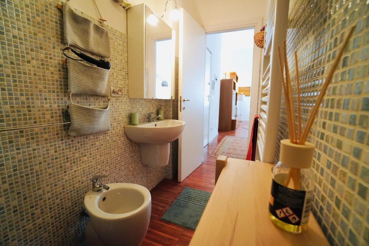 A Casa Di Enza Apartman Bologna Kültér fotó