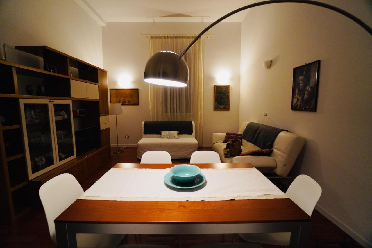 A Casa Di Enza Apartman Bologna Kültér fotó